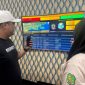 Foto: Indra Wahyudi, Kepala Dinas Komunikasi dan Informatika Kabupaten Sumenep saat melakukan pemantauan rutin di Pos Komando 112