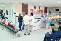 Tampak Ramai Kunjungan Pasien Poli Terpadu RSUD dr. H. Moh Anwar Sumenep. ©suaradara.com