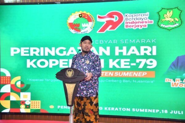 Bupati Sumenep Achmad Fauzi Wongsojudo, saat memberikan sambutan pada acara Tasyakuran Peringatan Hari Koperasi Nasional (Harkopnas) ke-79 di Pendopo Agung Keraton Sumenep