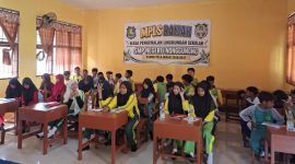 Masa pengenalan lingkungan sekolah tahun ini dikemas berbeda. SMPN 1 Nonggunong fokus menciptakan suasana aman, inklusif, dan menyenangkan. Tujuannya jelas, membentuk karakter positif siswa sejak awal dan membangun budaya belajar yang sehat. ©suaradara.com