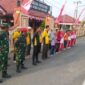 Kebersamaan lintas instansi di bawah komando Camat Nonggunong. Lewat kurvei bersama, mereka mengajak masyarakat menghidupkan kembali budaya bersih dan semangat gotong royong. @suaradara.com
