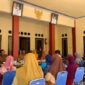 Dinas Kesehatan, Pengendalian Penduduk dan Keluarga Berencana (Dinkes P2KB) Kabupaten Sumenep memperkuat peran kader posyandu dalam membudayakan perilaku hidup bersih dan sehat (PHBS) melalui kegiatan supervisi fasilitatif di Desa Pragaan Laok, Kecamatan Pragaan